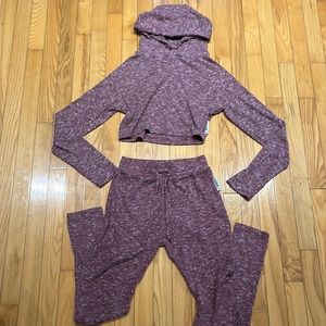 NWOT gym shark loungewear set size M!